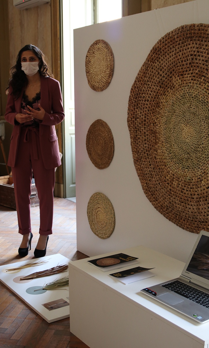 Teresa Ficara CIRCLE PALM TAPESTRY expo